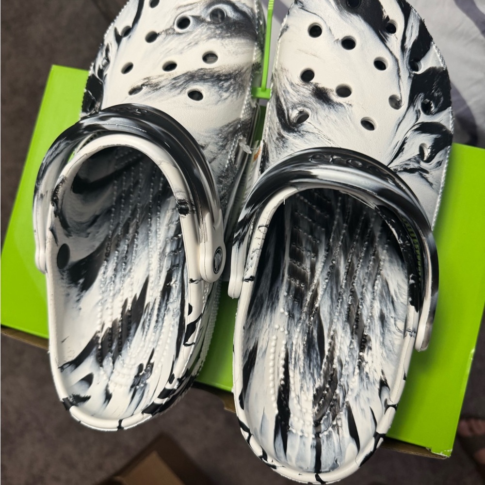 Men’s Black and White Crocs, NWT